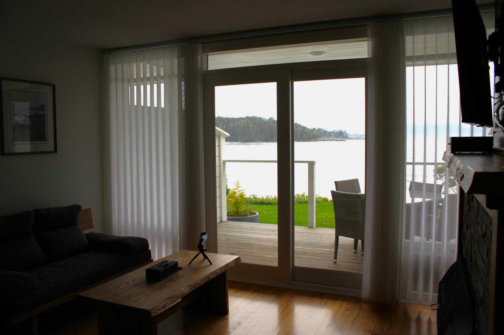 Sooke Harbour House Exterior foto