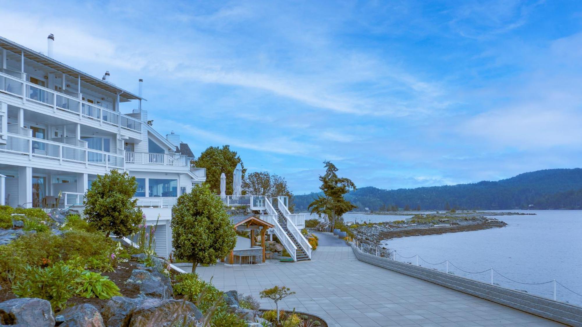 Sooke Harbour House Exterior foto